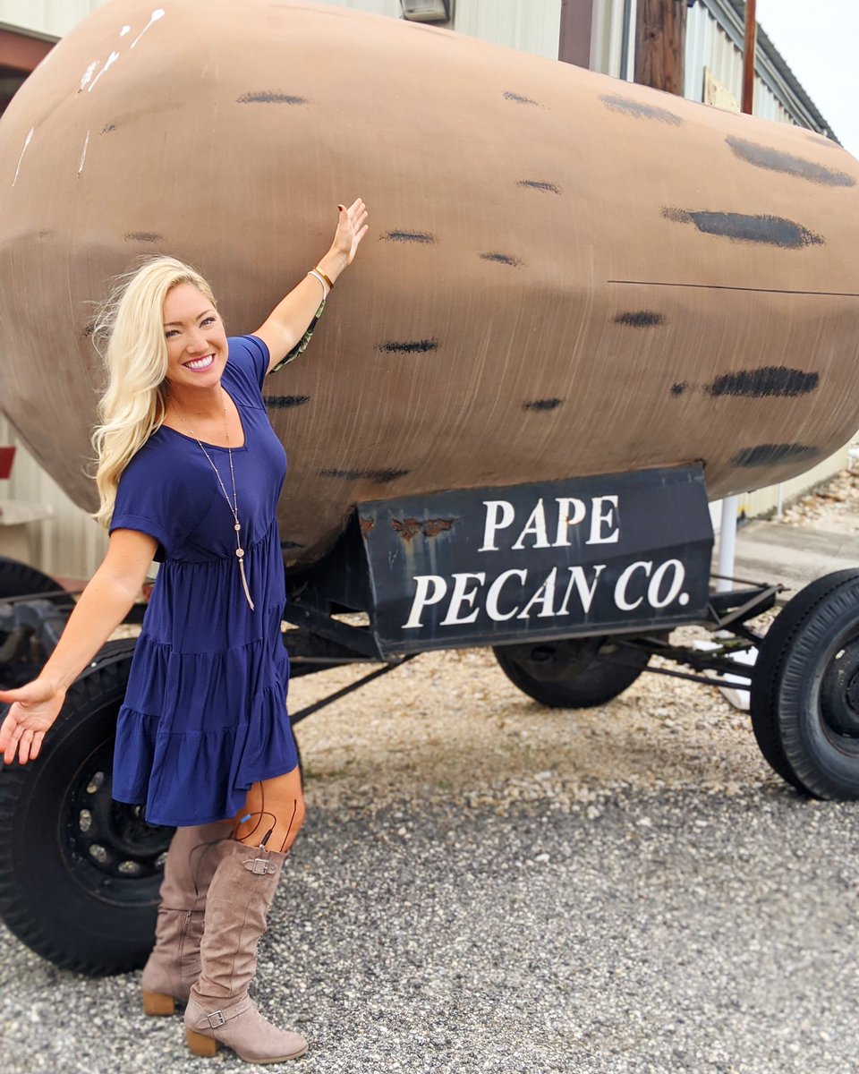 Things are getting NUTTY in Seguin🥜

<a href="/JillJelnick/">Jill Jelnick</a> and the #YOLOTX crew go nuts in the “Pecan Capital of Texas.” Episode coming soon in season 4!
 #yolotx #yolotxinspired #Seguin