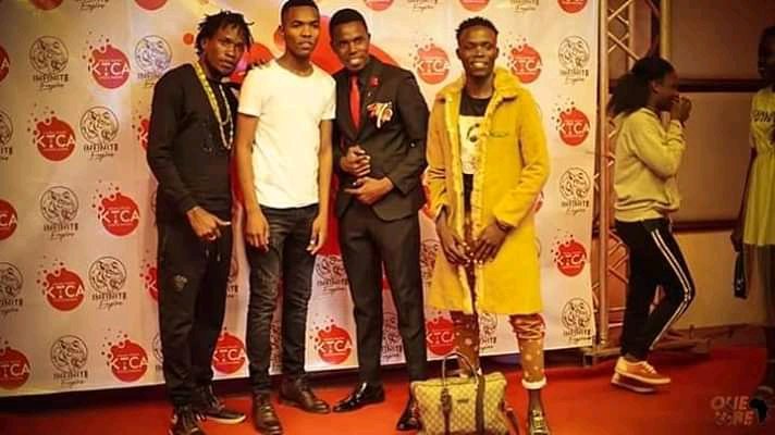 SALAMANDA_INC's tweet photo. Breaking the codes on that #KTCAAWARDS 2018
red carpet flexx
#salamanda_inc #lamanda_ke https://t.co/rEU0FBxTI9