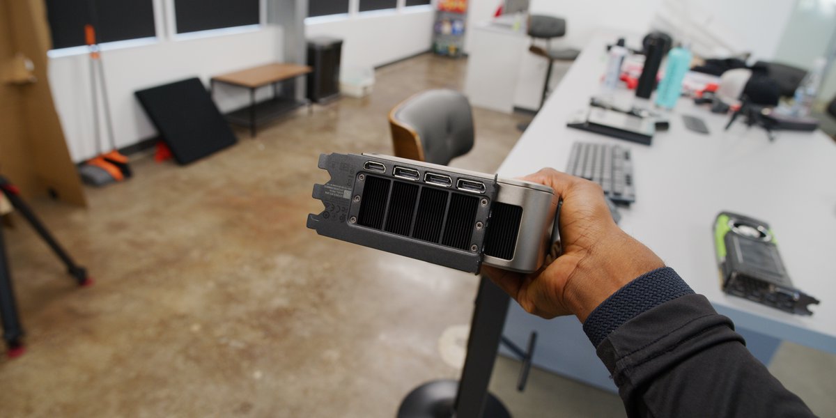 Marques Brownlee tweet media