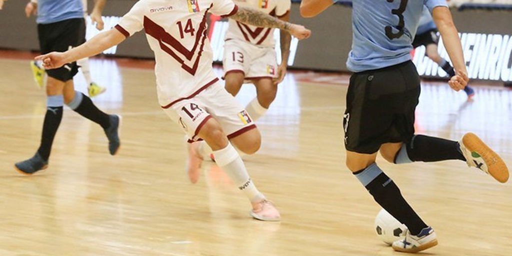 NAFUTSAL's tweet photo. The Futsal Academy for youth and Pickup Futsal Games for adults continue at the new Johnson Legacy Center this Friday - https://t.co/2Pt9YwPC34 https://t.co/58HMpf1EIE