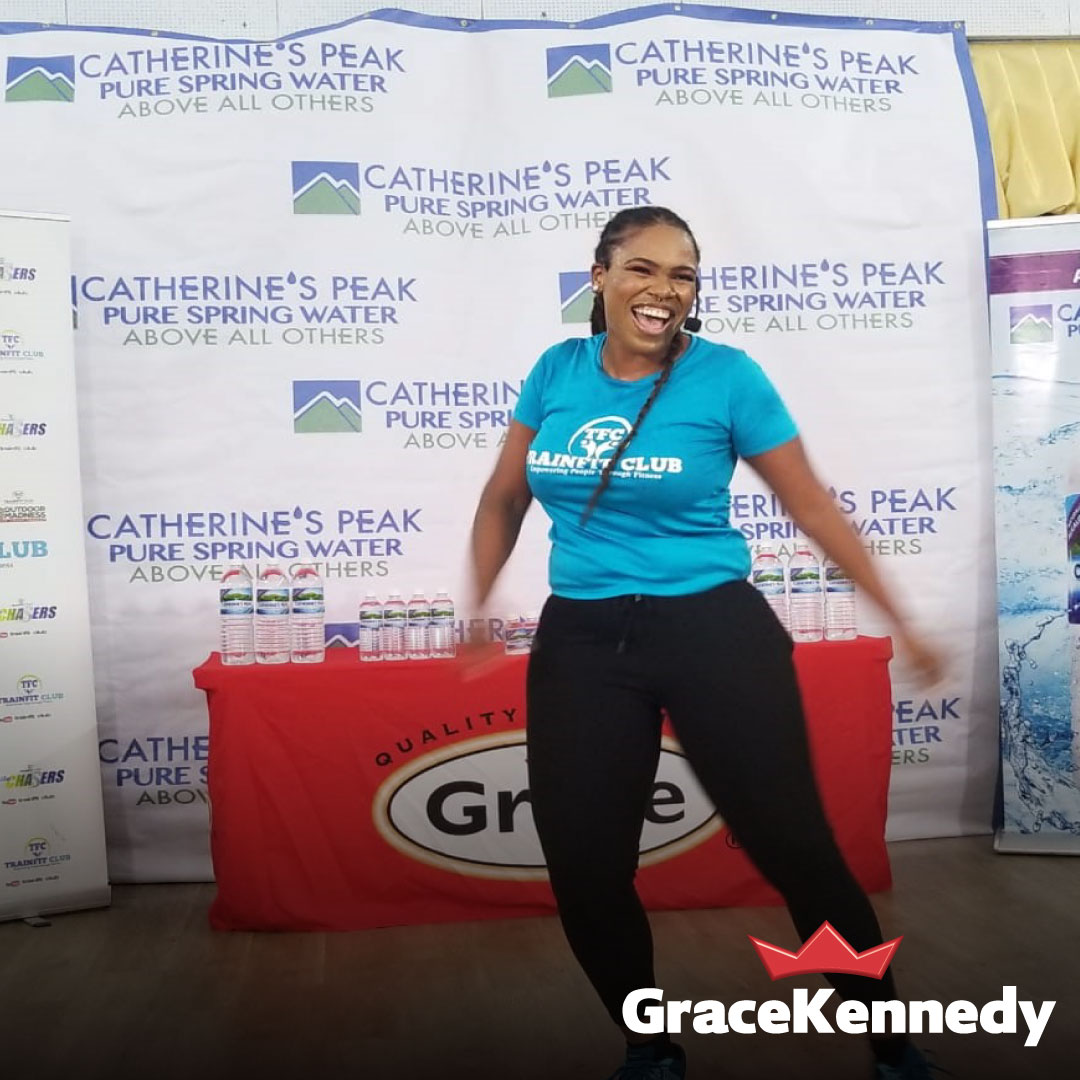 GraceKennedyGrp's tweet image. Last week our GK Sports Arts and Culture (SPARC) department hosted its first ‘Buss A Move’ virtual dance aerobics class with the help of @CatherinesPeak and @Trainfitclubja Check out some of the highlights.

#BussAMove
#KeepActive
#WeCare