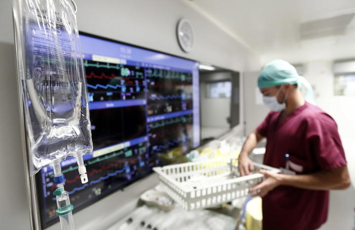 CretellaRoberta's tweet photo. Coronavirus: in Europa i casi superano i 5 milioni: Secondo un conteggio della Afp https://t.co/bDXEUr8ktF https://t.co/IIpWfTYfaD