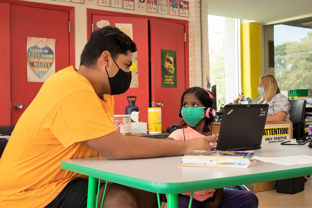 Attached is a press release about new awards won by North Suburban YMCA for Best Art Instruction and Best Coding Class. Below is a link to the story you could use on social media:
patch.com/illinois/north…

🥳🎉