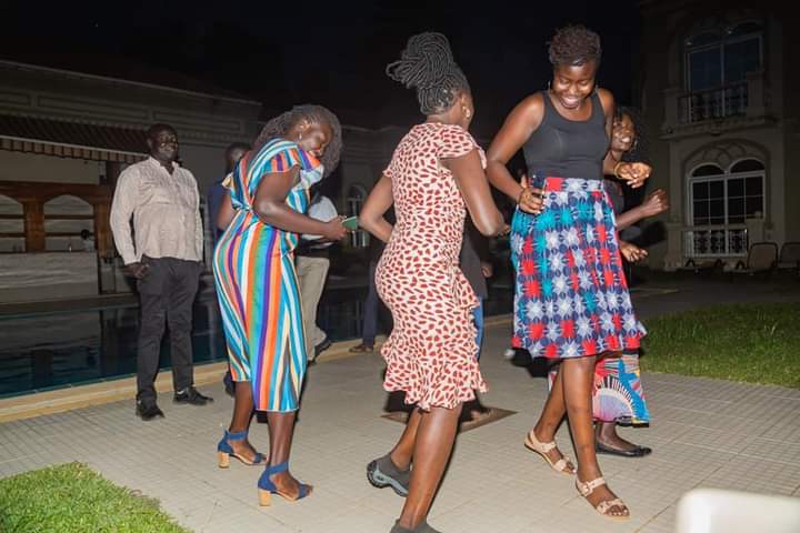 EveOrganization's tweet photo. 😍All about last Sunday. Celebrations would not be complete without dancing. 💃💃🏽
🎉👌Work hard and Celebrate hard! 🎊🎉 https://t.co/QHVYaS1f9i