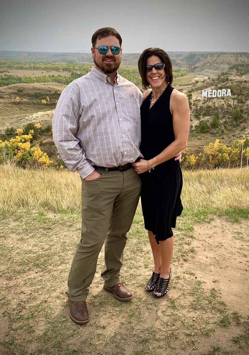 NicoleLeininger's tweet photo. Words cannot express the gratitude and love I have for this man! Thank you for the best 25 Years of my life so far!! Happy Anniversary @rlleininger! https://t.co/0FVUoSRTPR