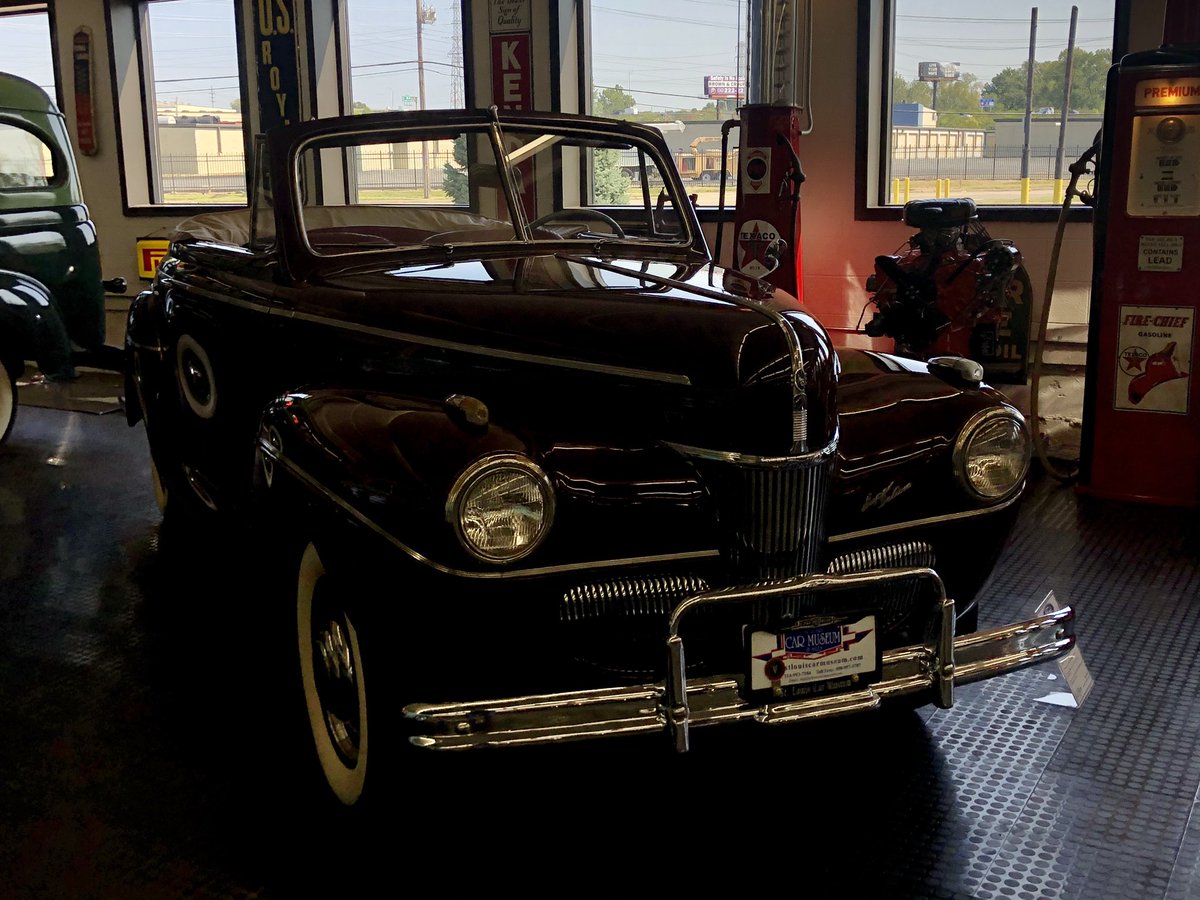 stlcarculture's tweet photo. Woodie https://t.co/OtTNtU0uZu