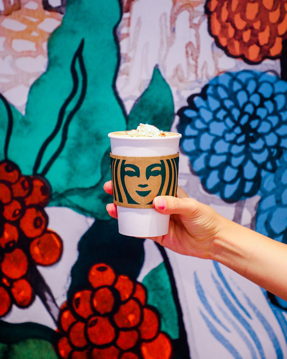 TCOLougheed's tweet image. You know what time it is. #PSLTime @StarbucksCanada