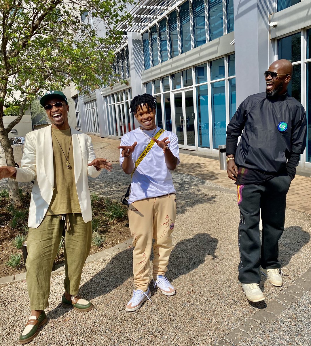 All love and laughter over here. <a href="/scoopmakhathini/">siyabonga ngwekazi</a> <a href="/Nasty_CSA/">IVYSON</a>