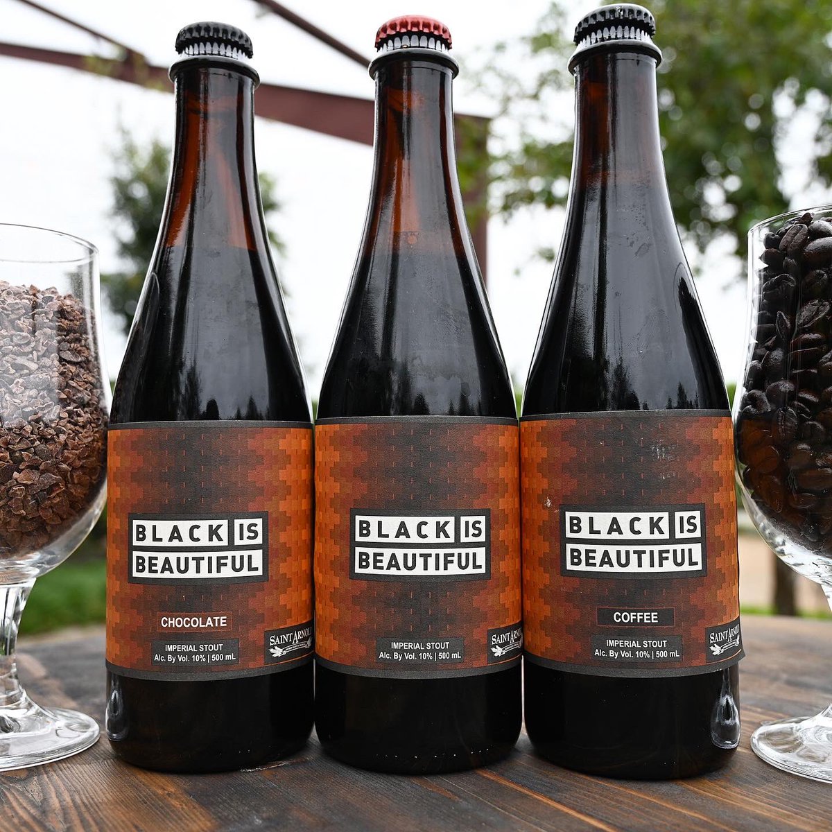 All 3 versions of our #BlackIsBeautifulBeer are now available for purchase. You can reserve online and get them through curbside pickup while supplies last 🍫☕️🍺

toasttab.com/saint-arnold-b…