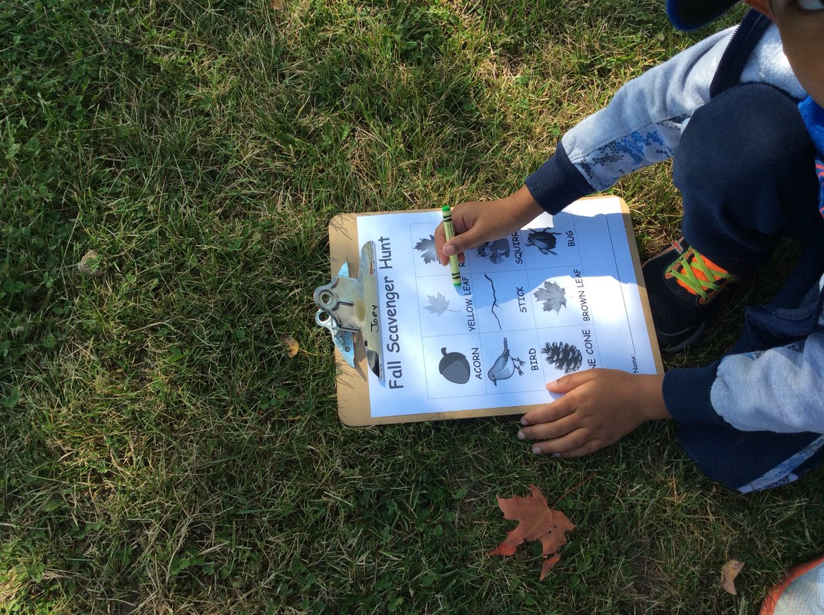 Kinder Room 208 tweet media