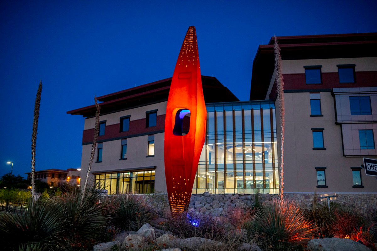 greatertxford's tweet photo. People often mine for more information where this landmark is located. Do YOU know what and where it is?

#GreaterTXFord #Ford #TexasLandmarks https://t.co/Ntm1KQlgbv