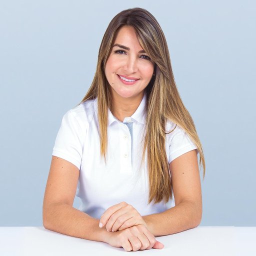 DonIzquierdo_'s tweet photo. Ella es @nadiablel, Senadora del @soyconservador que votó en contra de apoyar al pequeño empresario y seguir enriqueciendo a los mismos de siempre. Hace parte del sistema corrupto y politiquero de siempre. Hagámosla famosa para que nadie nunca jamás vuelta a votar por ella🚨 https://t.co/zjGEkr0dBY