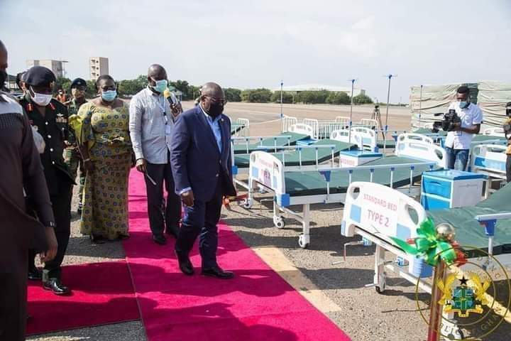 KickWickes's tweet photo. Now @NAkufoAddo has decended as low as commissioning hospital beds. Exercise in mediocrity. 
Arh well... @BigDaddyCee7 https://t.co/d8kt133FXT