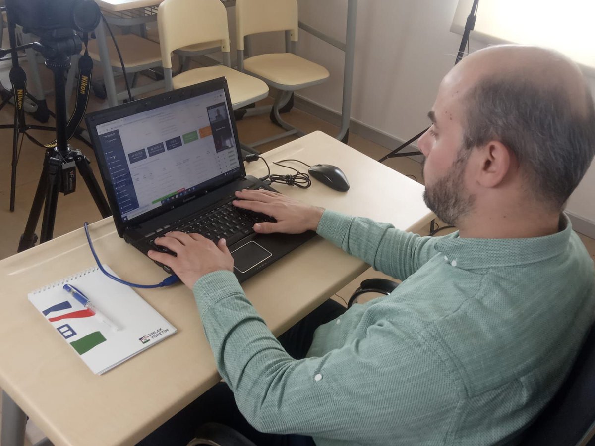 Emlak Yönetim AŞ pandemi sebebiyle uzaktan eğitim faaliyetlerine öncelik veriyor.

Haberin Devamı: buff.ly/32X21om