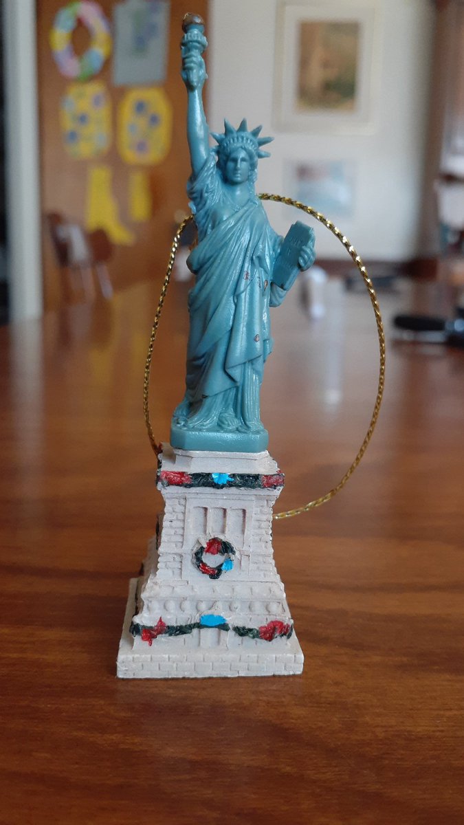 jgitcar's tweet image. We always purchase a #christmasornament during our trips. Here is one from our trip to see the #statueofliberty thanks to @StatueCruises 

justgetinthecar.com/visiting-lady-…