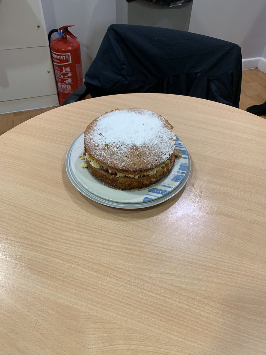 SusanHa20205165's tweet photo. Maplebeck service users made a fabulous Victoria sponge cake @lauraellis95 @lorna_ot  @OTBdcft https://t.co/BMsG8XTTd8
