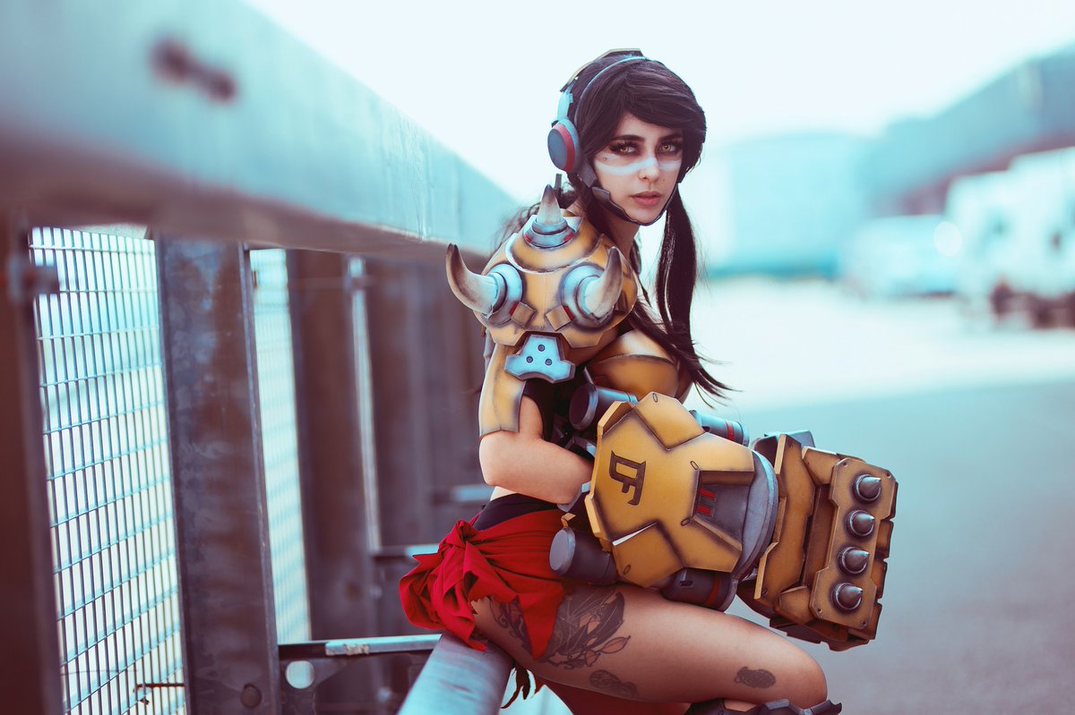 Angelicasbear's tweet photo. Quanto è bella @KylaRenSW da #Doomfist?
.
My Cosplay PH IG: gardani_angelica
👉 https://t.co/gIKKprhddM 👈
Assistant: @Zack_Ultima 
.
#Overwatch #Cosplayer #MGW2019 #MilanGamesWeek https://t.co/5KQcPoyUNF