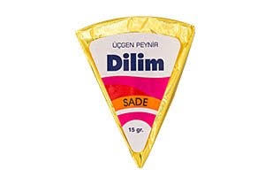 ya şu peynir neden sadece sahilde gevrek yerken lezzetli geliyor evde olsa yüzüne bakmam amk