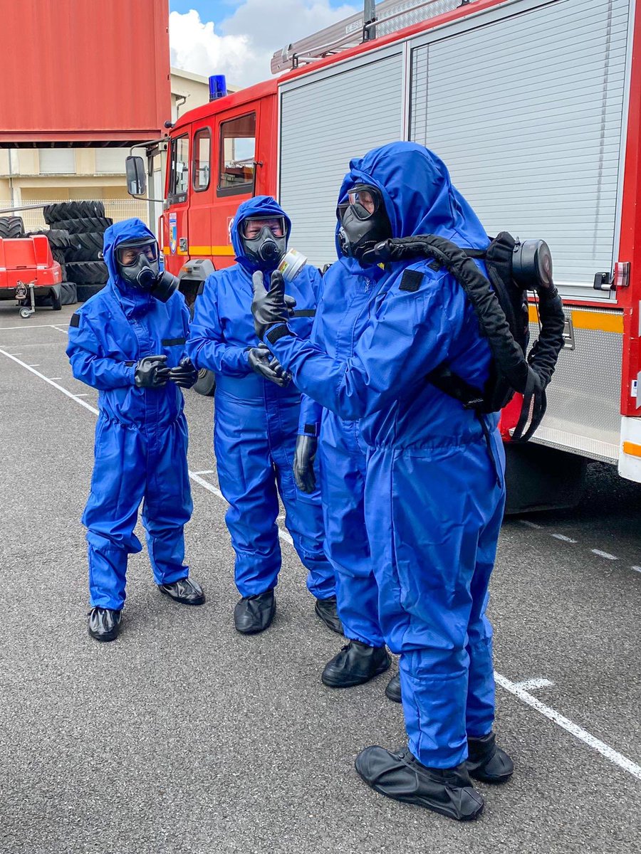 transtun's tweet photo. 🎬Brilliant start of the week💥In anticipation of #transtun #exercise 🗓 April2021, partners @Ouvry_NRBCe & #Lombardi organized #training #CBRN📌🚒SDIS 65 Caserne⛑🦺Testing #protection #decontamination #equipment for French 🇫🇷protection and #rescue services that will be involved https://t.co/N2H6BORGdk
