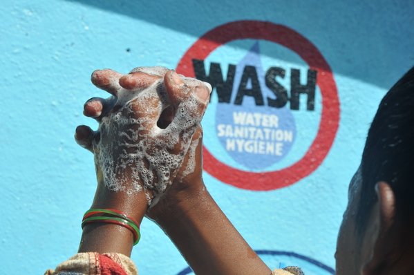 H2O_stewards's tweet photo. #WaterIsResilience: Today the @globalcompact Water Resilience Coalition, alongside @wateraid, is calling for #water access to be urgently propelled to the top of hte corporate agenda in response to #COVID19.

Learn more and join us in this effort: https://t.co/K7qxUTNjOd https://t.co/nsFkr4FKIg