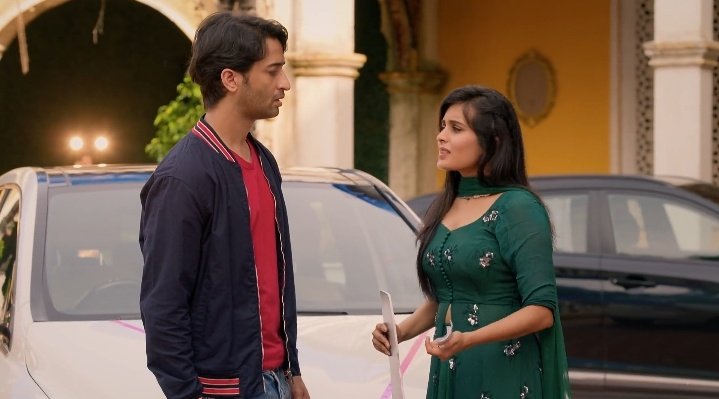 ChaandxAasmaan's tweet photo. Khoobsurat log! 
Only mishbir matters!

#MishBir 
#StarPlusExtendYRHPK 
#YehRishteyHainPyaarKe https://t.co/h2OuTZjCXU