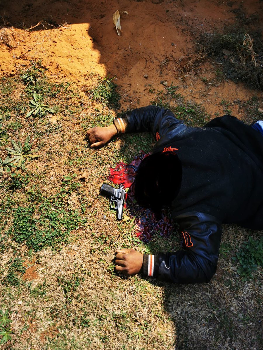 Abramjee's tweet image. Five suspected #CITRobbers killed in a shootout with police. #DawnPark WARNING: Graphic