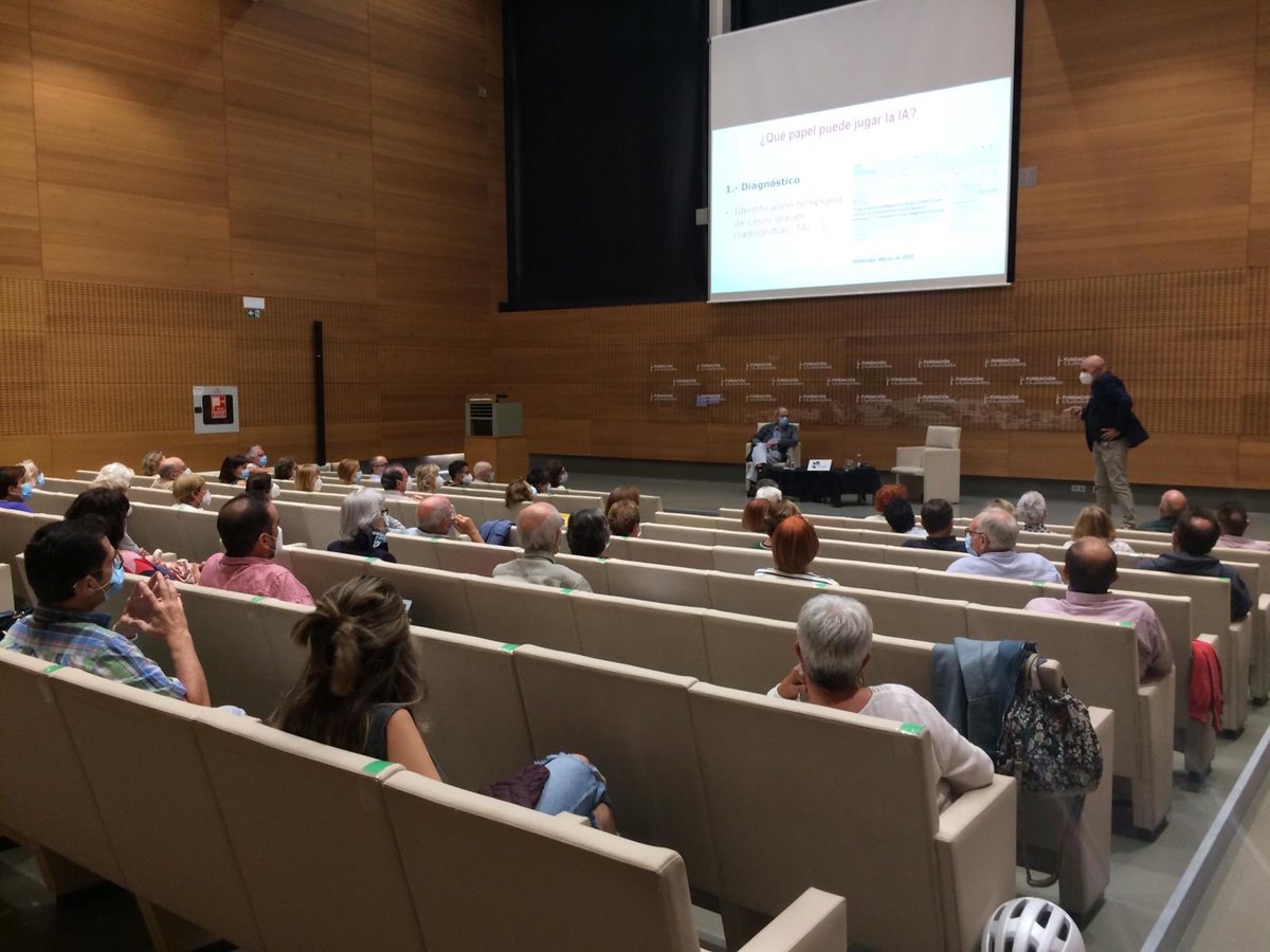 Gracias a todas las personas que nos acompañan, una vez más, esta tarde. En este caso, para escuchar a Humberto Bustince y Javier Echeverría.
Y gracias por la confianza en nuestro centro como un lugar seguro para disfrutar de la #cultura, la #ciencia y la #filosofia https://t.co/MGkGDblMnw