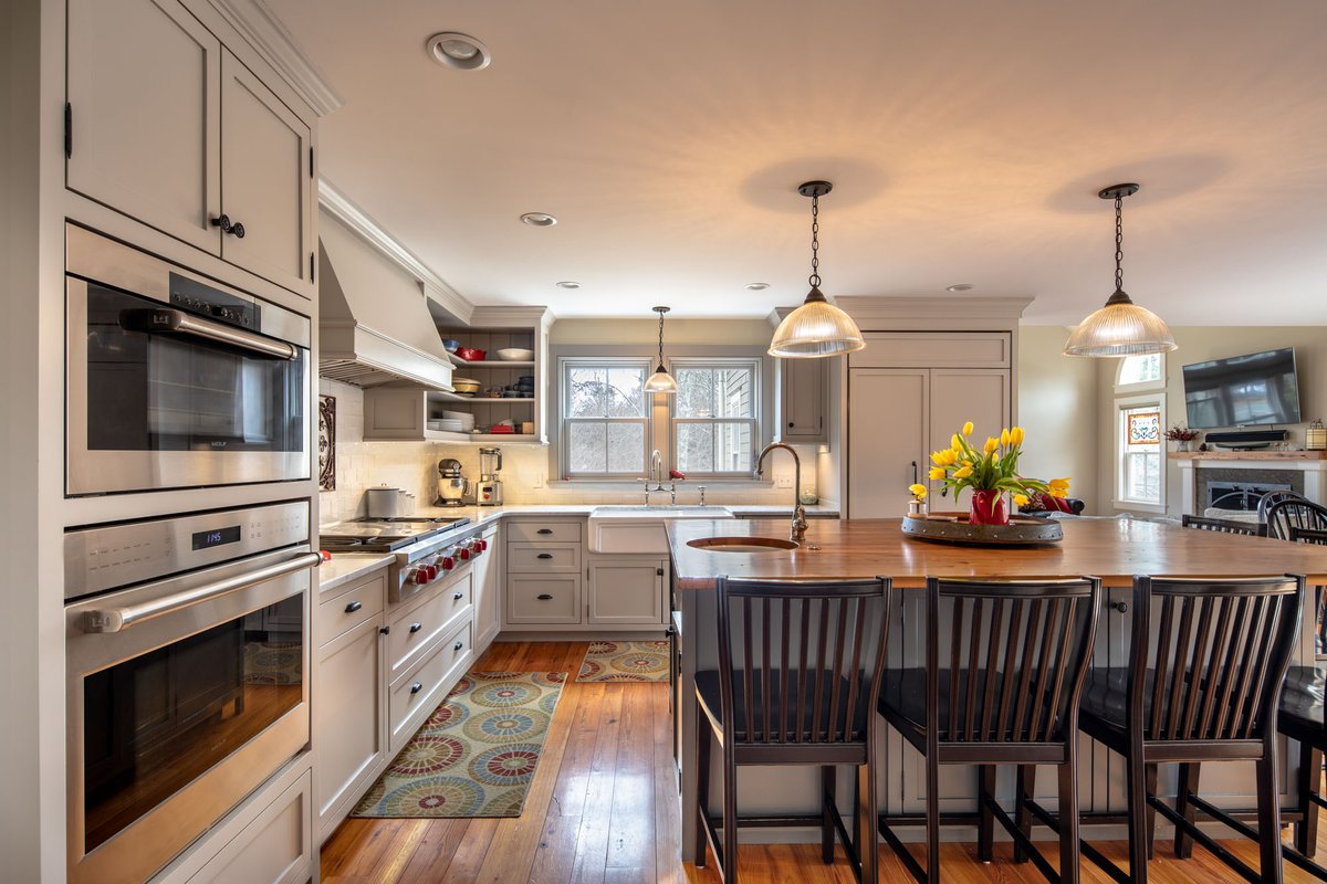 C_finehomes's tweet photo. Showing off our beautiful farmhouse kitchen. The native red pine island top was salvaged during the renovation demo allowing past character to remain in the home. #homesweethome #homedecor #custommade #homebuilders https://t.co/G9yXqmoTV5
