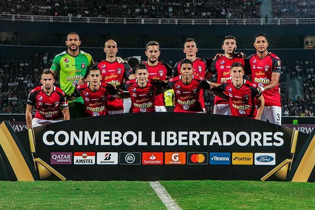 Caracas FC previo al arranque del partido