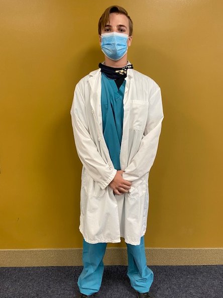 GuidanceOak's tweet photo. Today is "Dress as your favorite career day." We had several future Doctors, Nurses, Military, Coaches, Players and more in our building! #collegego https://t.co/ZXqRyREwub