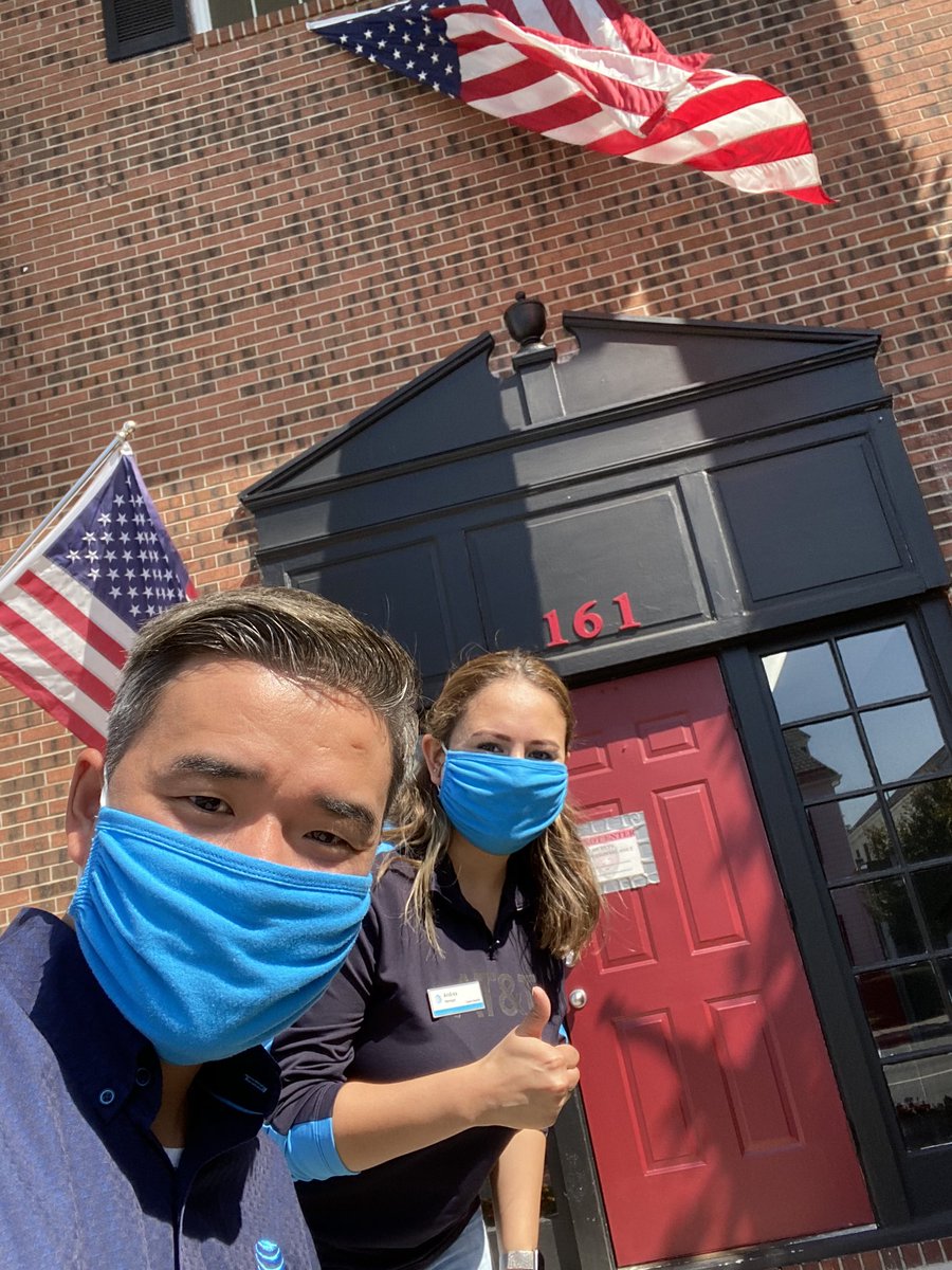 ponce_rtp's tweet photo. Morristown fire station thanks AT&amp;T for the pizza!!!! 💙Showing a little appreciation for our first responders! #FirstResponders #AT&amp;TwinLocal #morristownfirestation @judy_cavalieri @shasriq @iTravyy @akwaymire https://t.co/gaZJWUik0y