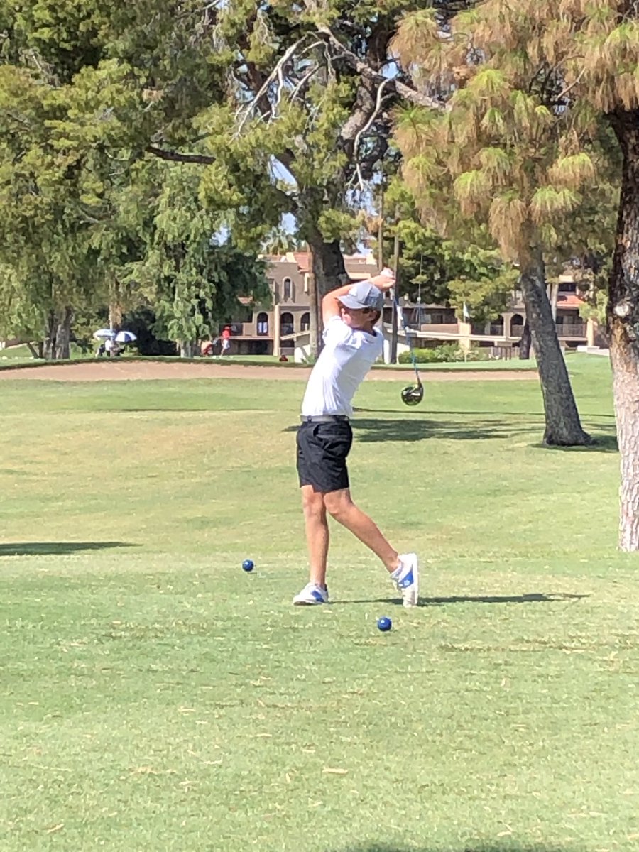 DMHSGolfTeam's tweet photo. Swinging into day one of the Dobson Classic.  #gowolves #hsgolf #dobsonclassic #golf #dmhs #dmhsboysgolf #arizona https://t.co/oEJgZcM21t