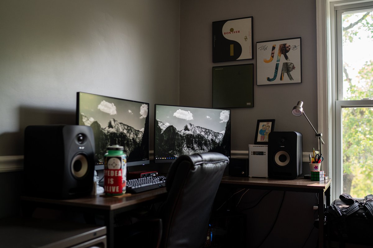 mr post man tweet media