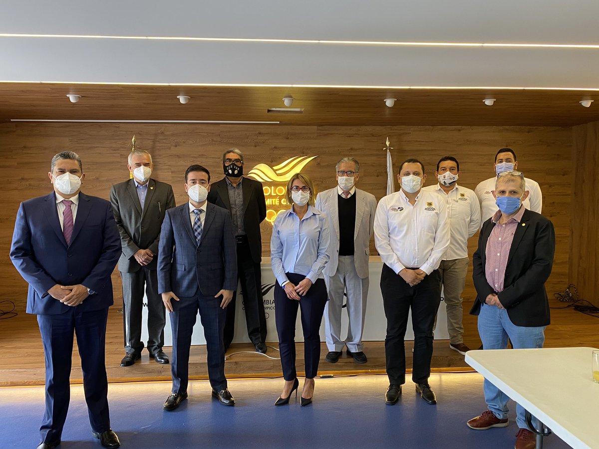 LinaBarreraR's tweet photo. Hoy estuvimos reunidos con el presidente de @Fecodatle_ , Ramiro Varela, quien nos presentó el presupuesto detallado para la realización del Mundial Sub 20 de Atletismo que tendrá como sede a la ciudad de #Cali en el 2022. https://t.co/2ONxacYP3g
