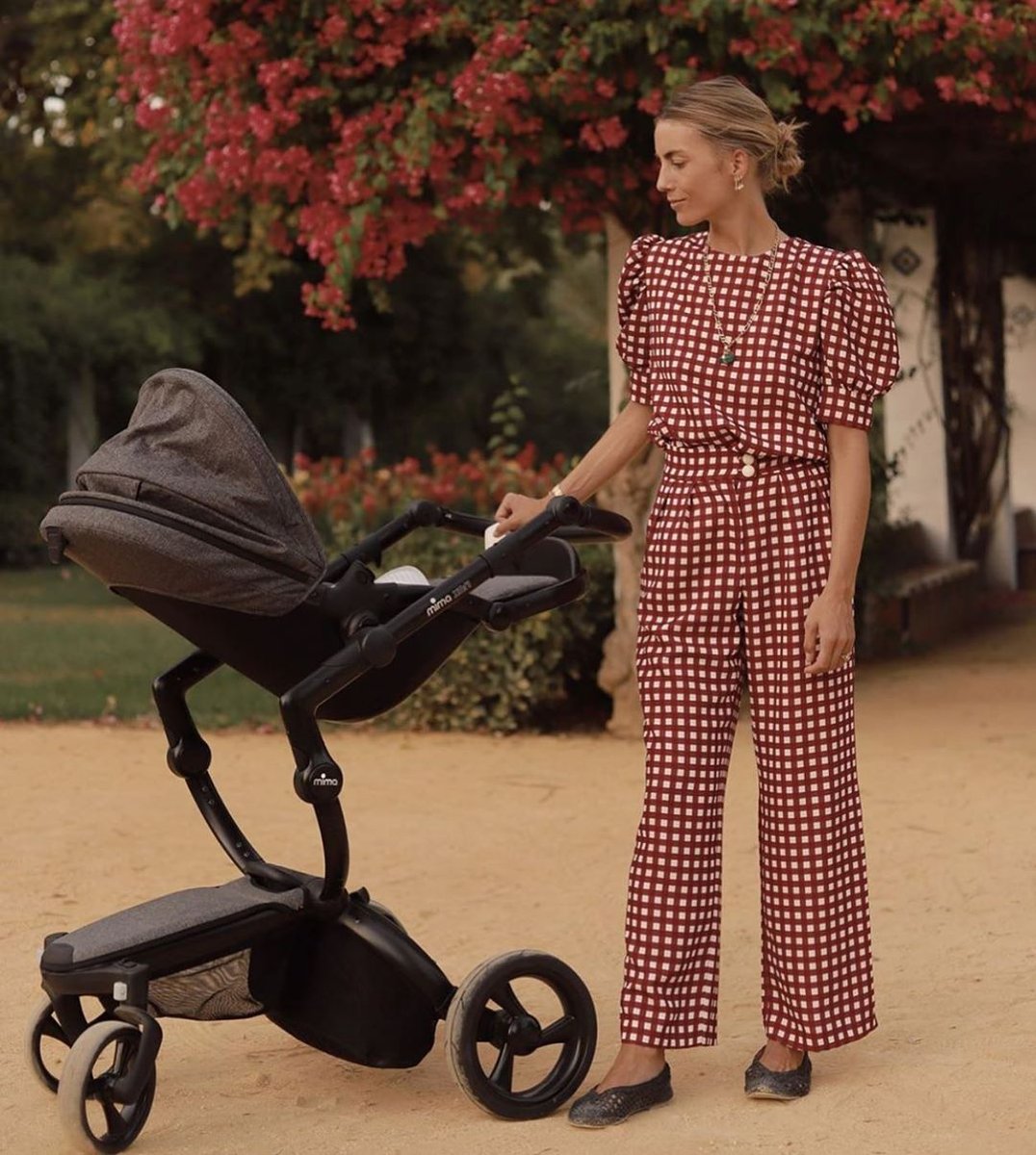 mimakidsusa's tweet photo. xari Sport, the roomy XL seat is made to fit the xari chassis for taller and larger children! It's both practical and comfortable, fashionable and sporty.
📸 @carmendelapuerta #stylishmom
https://t.co/xoB0ulbqZK
#mimakids #fashionista #babygear #coolmom #stylishmom https://t.co/dw521tNlnK