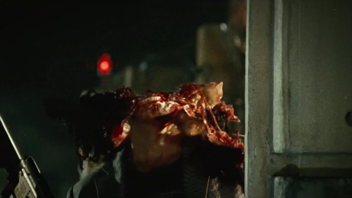  #7 Planet Terror (Abby)Here& #39;s another nice head pop in the Grindhouse film Planet Terror. I thought this movie was so so but this was a nice kill.