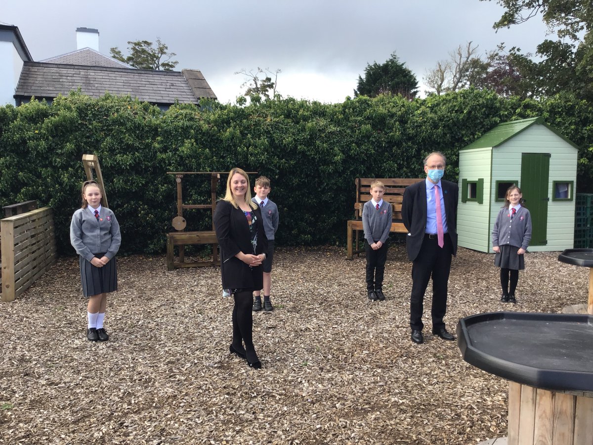 In the last of a busy day of engagements, Education Minister Peter Weir held his first outdoor meeting with @CarrickModelps Principal Jenni Miller in the school's outdoor learning area. Issues discussed included infrastructure and school restart.