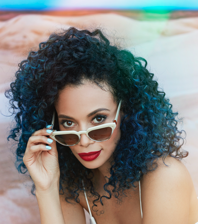 AloxxiHair's tweet photo. That look you give when they ask you how you maintain your fun fashion color in between services 😜 Answer? #INSTABOOST ❤️ Tap to shop now! #Aloxxi #AloxxiColor https://t.co/65J1XahvLq