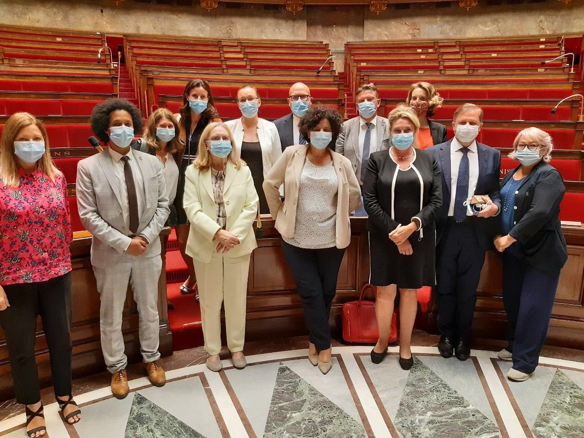 VGB83's tweet image. #DirectAN | 25Md€ pour la recherche dans les 10 prochaines années, des parcours sécurisés et des carrières plus atttractives ! 

➡️ Le Projet de Loi de Programmation Pluriannuelle de la #Recherche est adopté par l’@AssembleeNat ✅