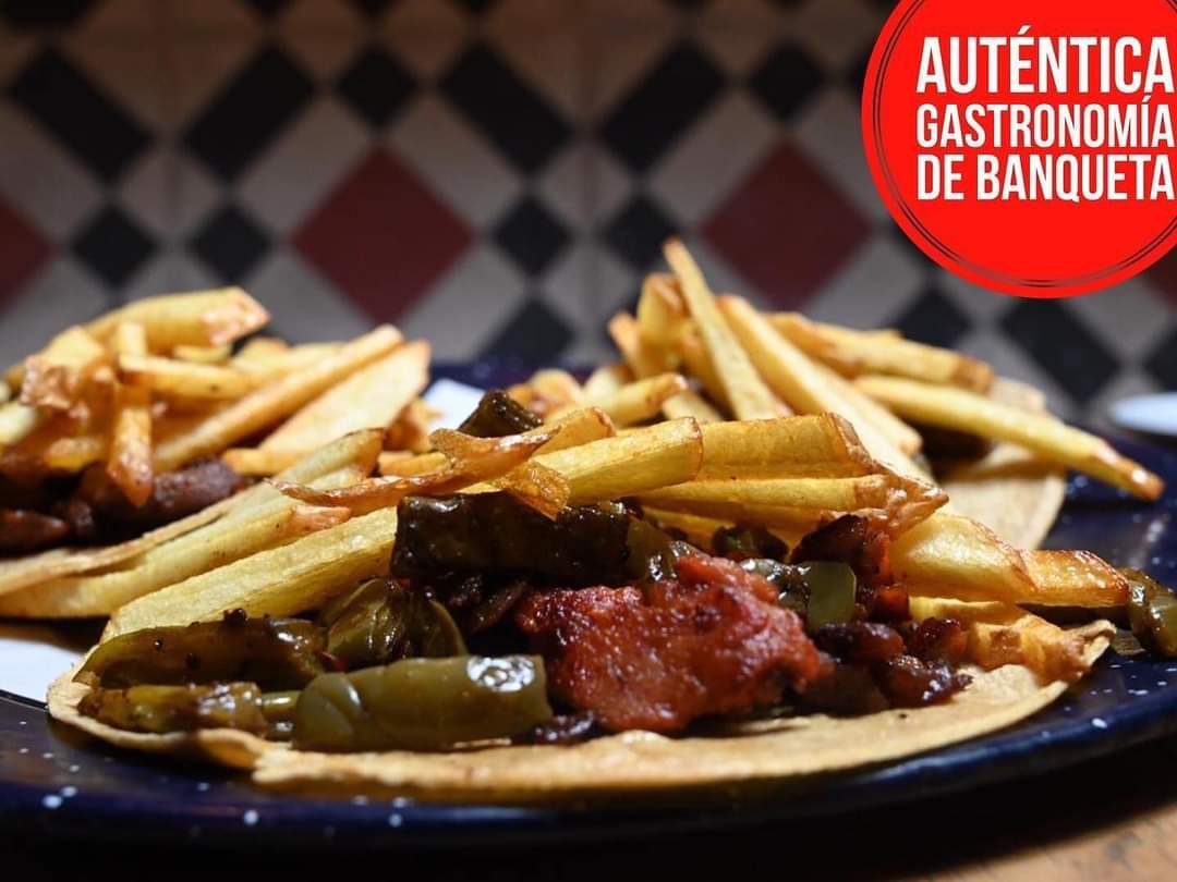 LaCapitana_Sat's tweet photo. ¡Échate un taquito!! Los #Miércoles y #Domingos tenemos #Tacos de Cecina (3pz) #Tlayuda y #Caguama por $80 pesitos c/u. ¡Salud!!
Recuerda que abrimos de 1 a 10PM.
#CapitanaRules @CdSatelite https://t.co/CuJC4NqBN8