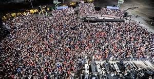 KalaniTrump's tweet photo. @Scafool5 @FrankLuntz Trump rally last night...you keep telling yourself Joe has the lead... https://t.co/3qiZ2A0raw