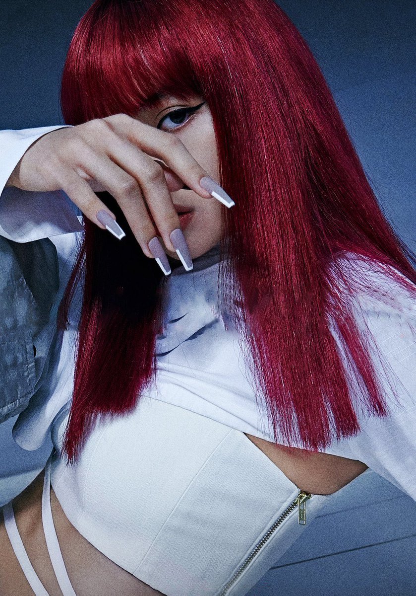 Лиса blackpink 2022. Соло lisa. Black pink lisa. Lisa blackpink 2022. Lalisa blackpink 2022.