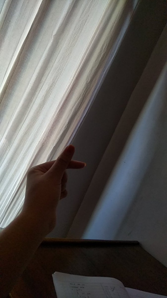 Bangun tidur jadi rindu pelukanmu
.
😘