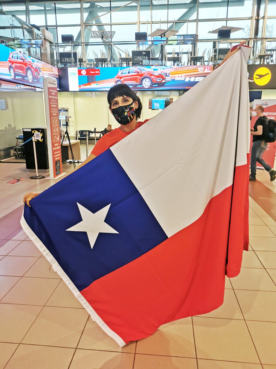 Barbarellah's tweet photo. Vamos que sí se puede! ✈️🇺🇸
Con todo x 47km en Manhattan💪 🌊🏊‍♀️❤️ Gracias, mil gracias por tanto cariño, por ayudarme a regresar a entrenar, por creer en mí, por ir a pulso, Vamos juntos y vamos por todo y más! @MindepChile @ceciliaperezja @Impulso_Inicial @aluksicc @MarcaChile https://t.co/TZdcMUwFYs
