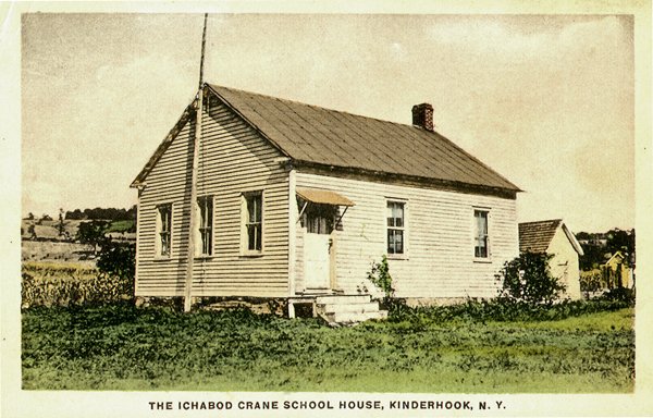 CCHS_NY's tweet photo. Fall is the perfect time for a Columbia County road trip! Check out our two latest #DriveThroughHistory itineraries: Schoolhouse Stories & Good Apples, exploring our area’s historic one-room schoolhouses and apple orchards. Download them here: https://t.co/vjP0OxlHaA https://t.co/QNJELPX6qK