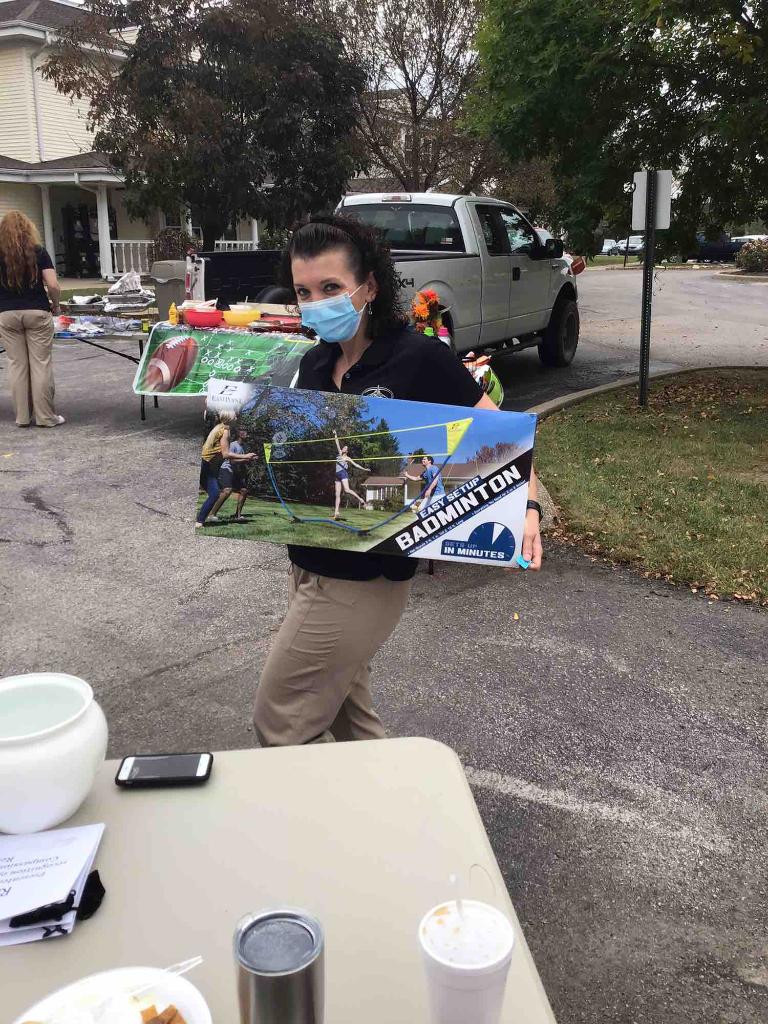 RiverPointeHC's tweet photo. Monthly ER3 with a tailgate party celebrating employee recruitment, recognition, &amp; retention! #ER3 #GPTW #GreatPlacesToWork @Trilogy_Careers https://t.co/pCczrch1is
