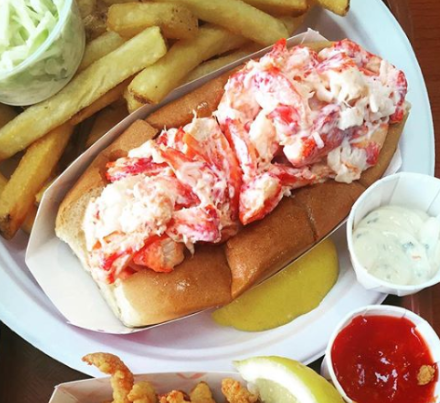 js_cod's tweet photo. All Love ❤️ And Lobster 😎
Lunch &amp; Dinner Specials ➡️ https://t.co/Cs1Le8rVES
-
#MA #MAEats #PjsFamily #PjsFamilyRestaurant #SeafoodMA #MASeafood #Wellfleet #WellfleetEats https://t.co/Ku1eQWLiuI