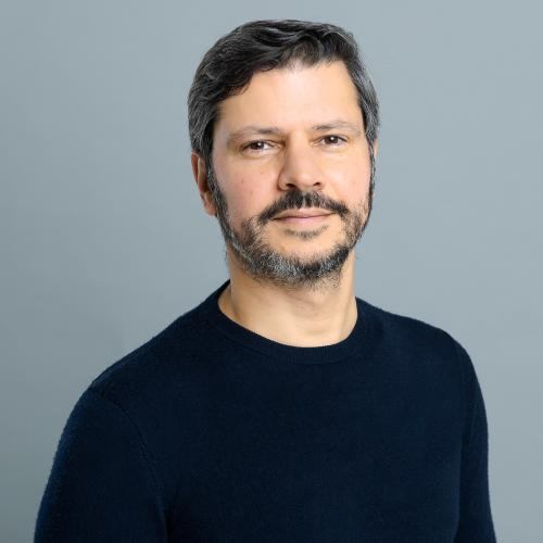 DauphineDpw's tweet photo. At 10 AM this Friday, join us at session I for a presentation about "Technology and the Simultaneous Collapsing and Expanding of Organizational Space: A COVID-19 Experience" by Anouk Mukherjee @IAE_G_Eiffel @ScreensSpace #DPW2020 Free registration: https://t.co/uIxIMqMfF4 https://t.co/tkXtTLBs6M