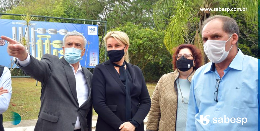 sabesp's tweet photo. Na ocasião, a primeira dama também conheceu uma estação compacta e que pode ser adaptada em residências e em conjuntos habitacionais para tratar os esgotos ao lado de Benedito Braga, presidente da Sabesp e demais diretores da companhia. 👏👏
#inovação #comunidade #etecompacta https://t.co/4MxlLAD2mE