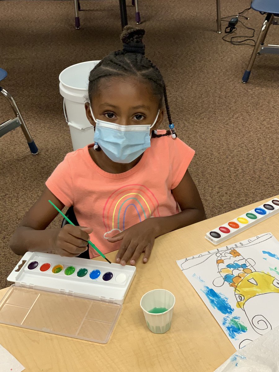 colorado_stem's tweet photo. Our little artists are hard at work! https://t.co/Ce4ihGPiyr